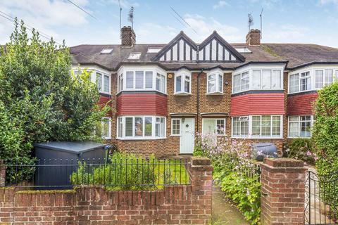 3 bedroom terraced house to rent, Broughton Avenue, Richmond TW10