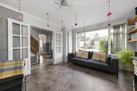4 bedroom semi-detached house for sale, Keats Way, Crowthorne RG45