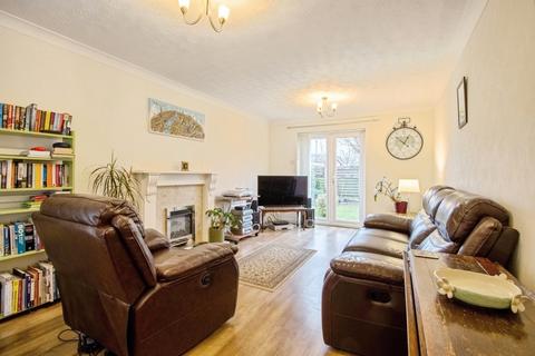 4 bedroom detached house for sale, The Crimbles, Wakefield WF4