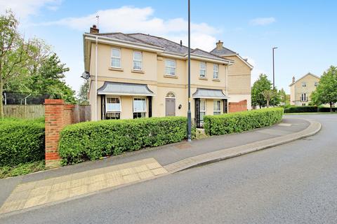 4 bedroom detached house for sale, Eastbury Way, Swindon, SN25