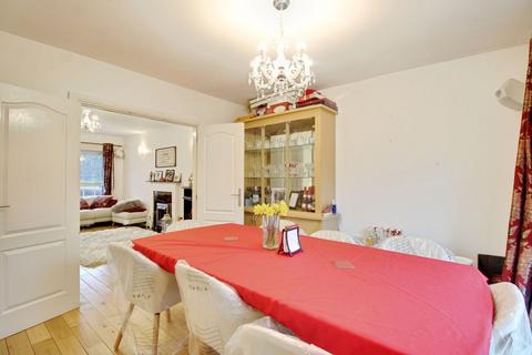 4 bedroom detached house for sale, Eastbury Way, Swindon, SN25