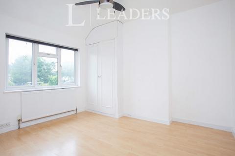 undefined, Rydens Way, GU22