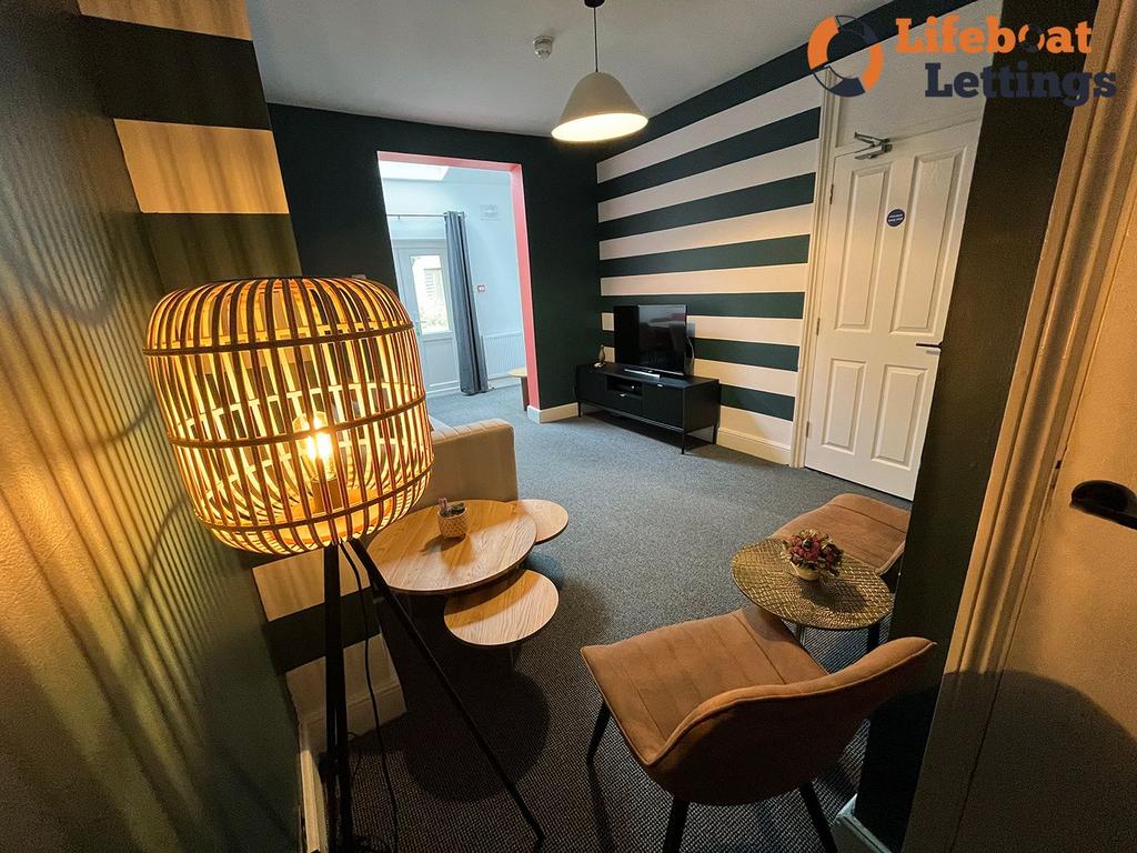 Shared lounge b