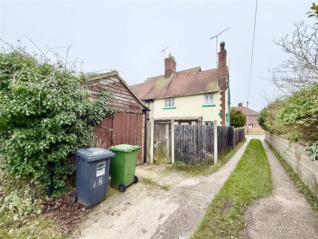 Garage to the rear
