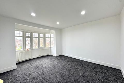 undefined, Alleyn Park, Southall, Greater London, UB2