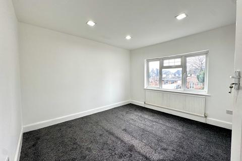 undefined, Alleyn Park, Southall, Greater London, UB2