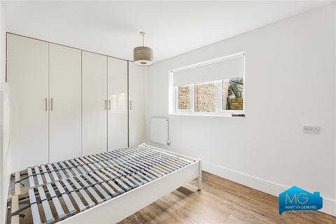 undefined, Rossiter Fields, Barnet, Hertfordshire, EN5