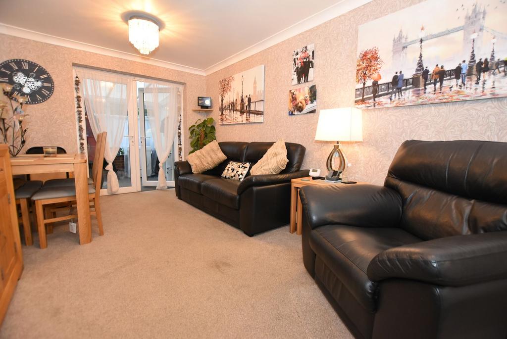 Living Room/Dining Room