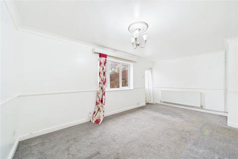 3 bedroom terraced house to rent, Crowthorp Road, Northampton NN3