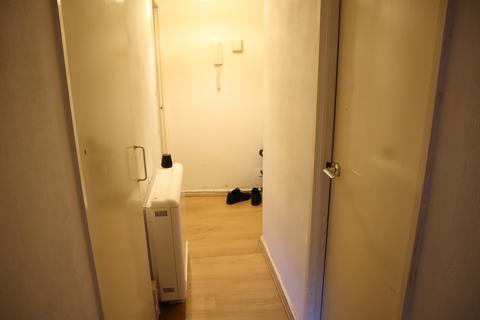 1 bedroom flat for sale, Falmouth Road, Leicester LE5