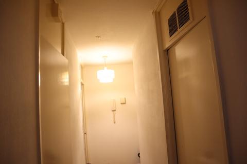 1 bedroom flat for sale, Falmouth Road, Leicester LE5