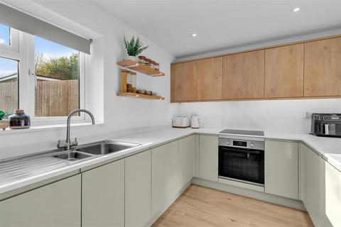 2 bedroom house for sale, Waldron Avenue, Brighton