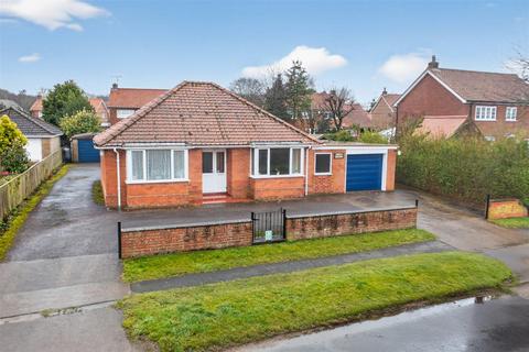 2 bedroom detached bungalow for sale, Carr Lane, Sutton-On-The-Forest, York