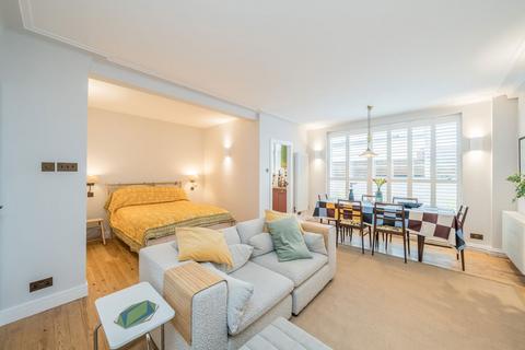 Studio to rent, Sheen Road, Richmond TW9
