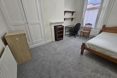 undefined, Norwood Terrace, Leeds LS6