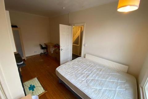 undefined, Estcourt Avenue, Leeds LS6