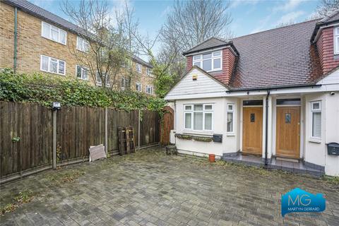 3 bedroom semi-detached house to rent, York Road, New Barnet, Hertfordshire, EN5