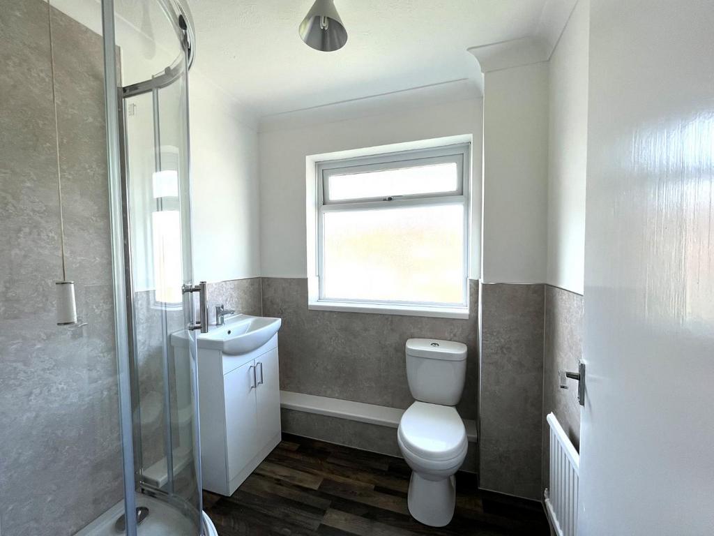 Shower room.jpg