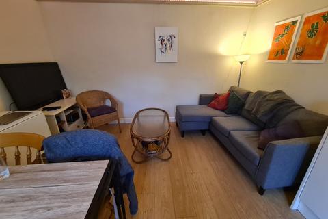 undefined, Cliff Road, Leeds LS6