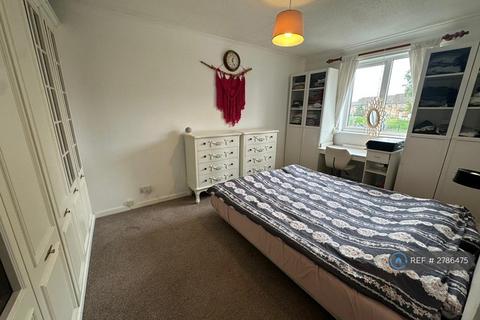 undefined, Wallace Close, Marlow, SL7