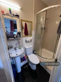 1 bedroom in a flat share to rent, Ashford Road, London, NW2