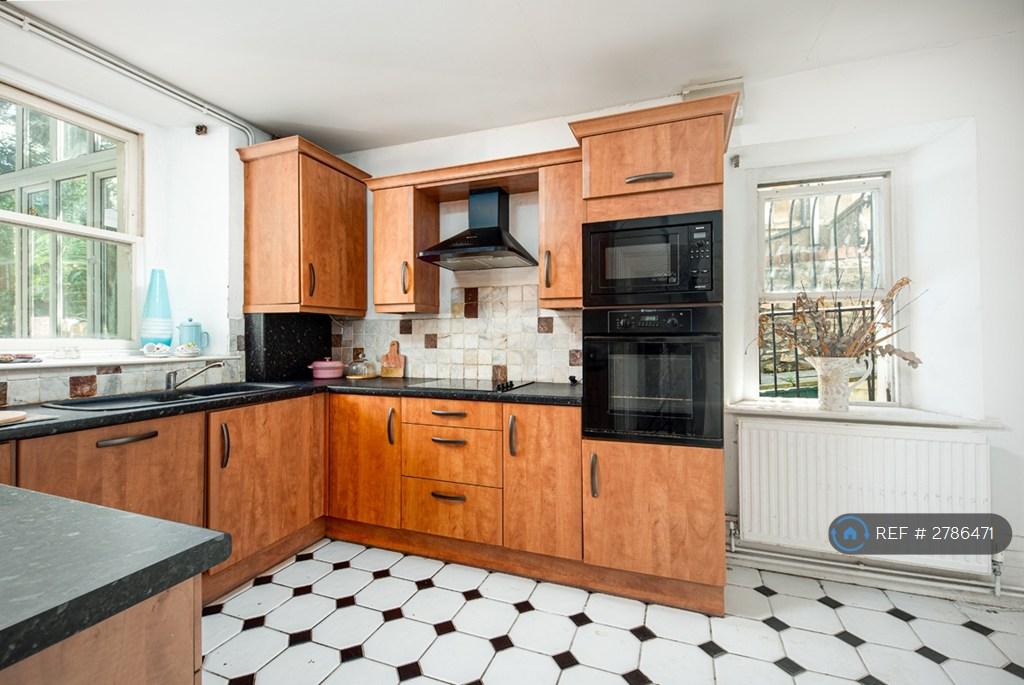 Kitchen 1