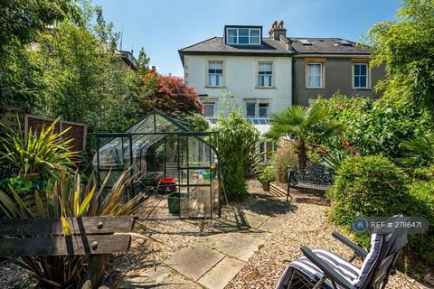 undefined, Double Bedrooms Maisonette  Redland, Bristol, BS6