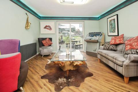 4 bedroom detached house for sale, The Hurst, Kidderminster DY14