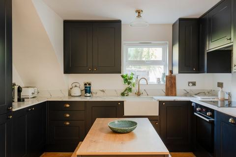 undefined, Albert Road, London E10