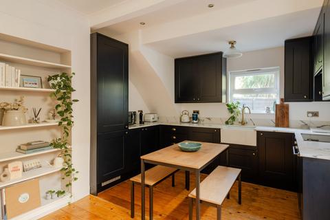 undefined, Albert Road, London E10