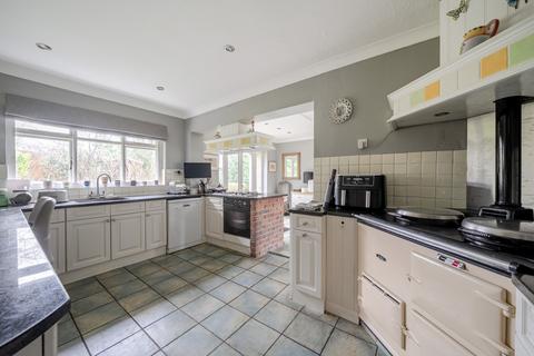 undefined, High Street, Loxwood, RH14
