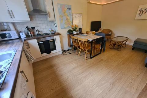 undefined, Cliff Road, Leeds LS6
