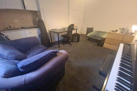 undefined, Cliff Road, Leeds LS6