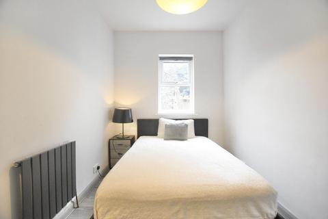 1 bedroom flat to rent, Mansfield Road, Ilford, IG1