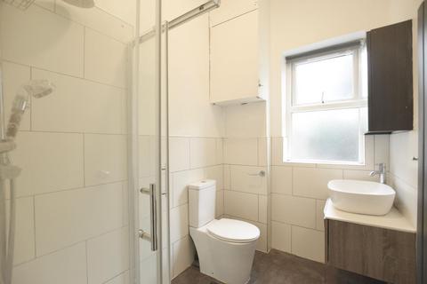1 bedroom flat to rent, Mansfield Road, Ilford, IG1