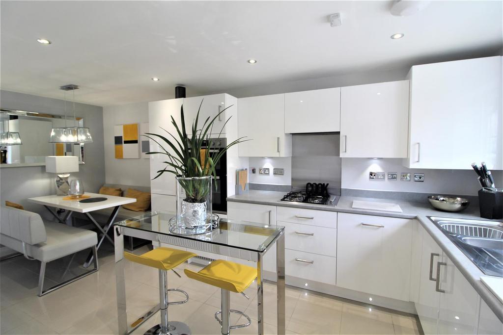 Kitchen Dining.JPG