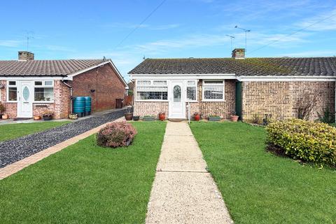 2 bedroom bungalow for sale, Holly Way, Elmstead, Colchester, CO7