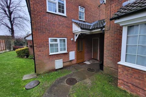 undefined, Luton LU1