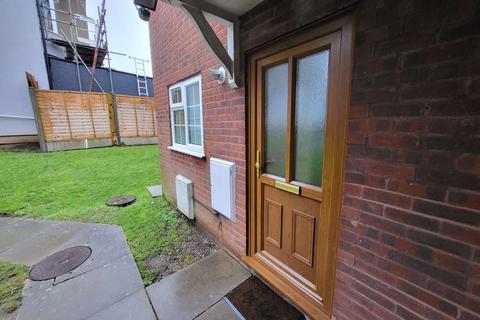 undefined, Luton LU1