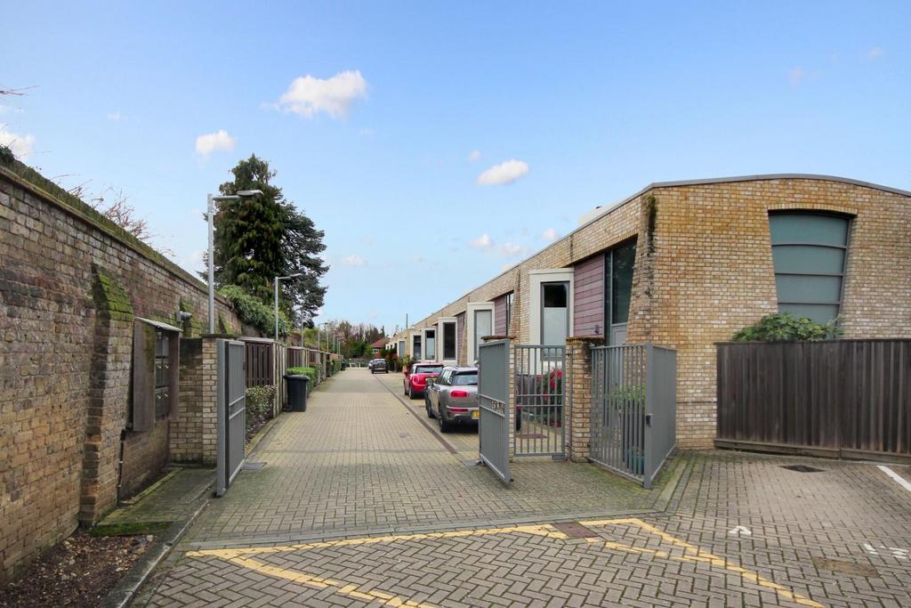 GV- 5 Halford Place (4).jpg