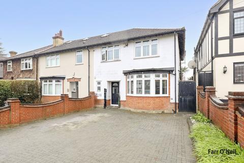 Palmerston Road, Buckhurst Hill, IG9