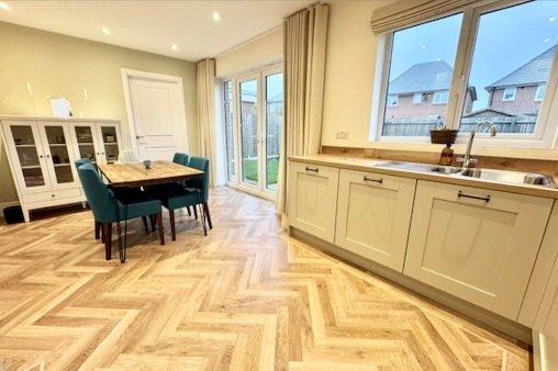 Kitchen Family Room