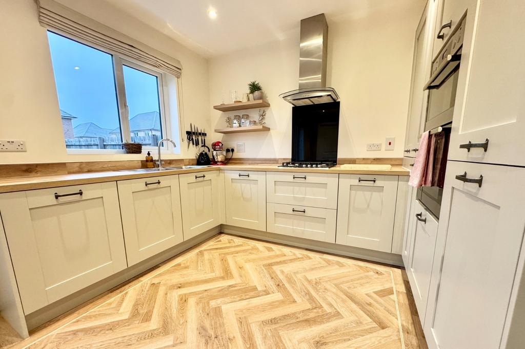 Kitchen Family Room