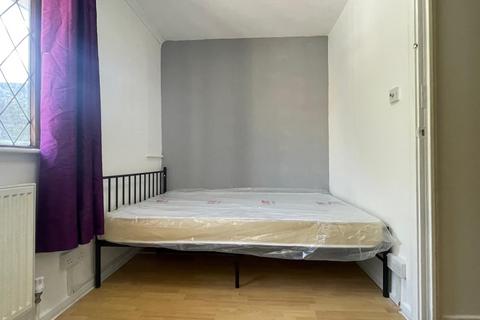 undefined, Lukin Street, Shadwell, E1 0AA