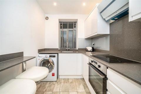 1 bedroom flat to rent, Newell Street, London E14