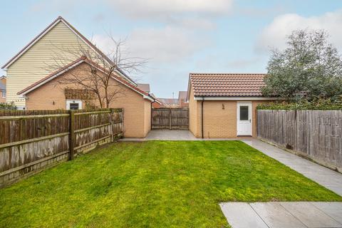 3 bedroom detached house for sale, Charles Crescent, Rochford, SS4