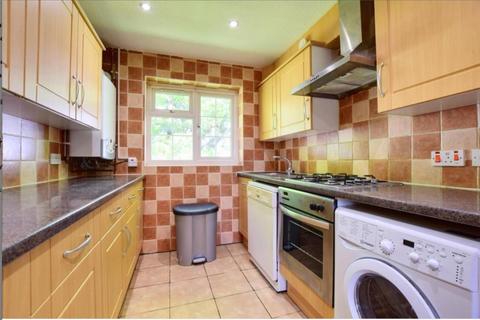 2 bedroom maisonette to rent, Merrion Avenue, Stanmore