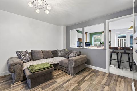 3 bedroom semi-detached house for sale, Mercury Road, Wellingborough NN8