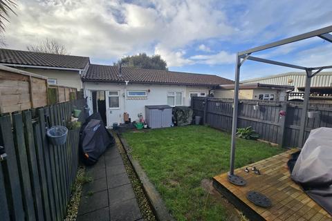 2 bedroom bungalow to rent, Kala Fair, Westward Ho!
