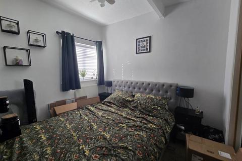 2 bedroom bungalow to rent, Kala Fair, Westward Ho!
